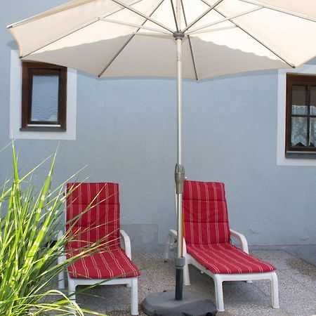 Malerisches Bauernhaus Lieserhofen Exteriör bild